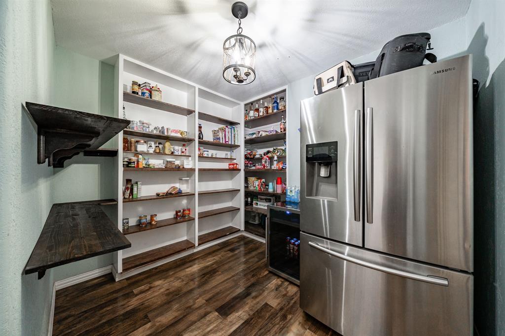 412 North Orange Street Roby, TX 79543 - Photo 11 of 32