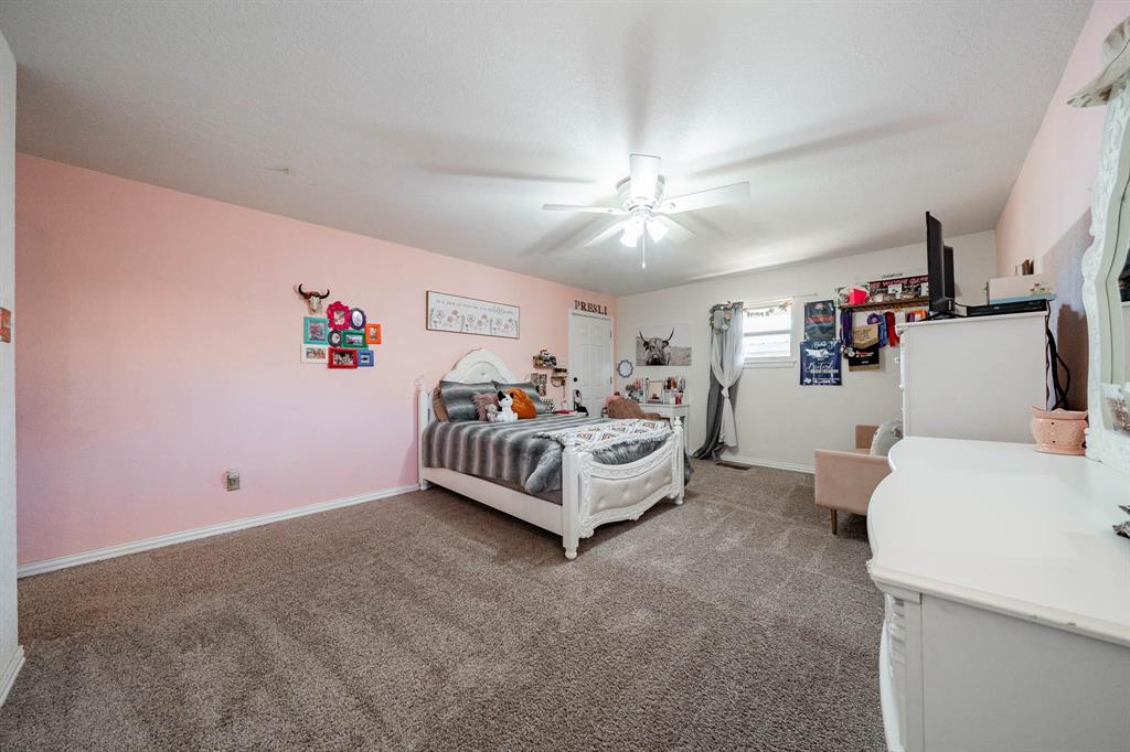 412 North Orange Street Roby, TX 79543 - Photo 23 of 32