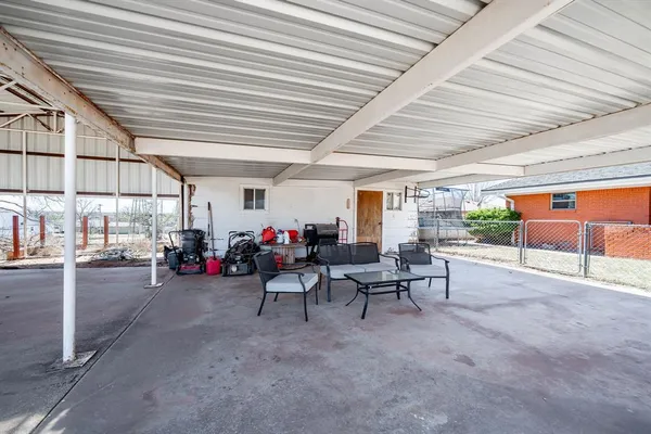 $395,000 | 412 North Orange Street, Roby, TX 79543
