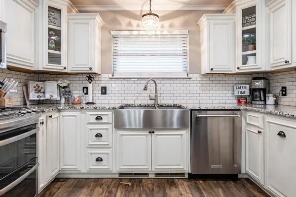 $395,000 | 412 North Orange Street, Roby, TX 79543