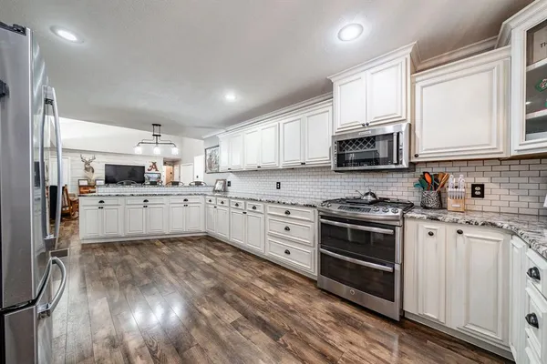 $395,000 | 412 North Orange Street, Roby, TX 79543