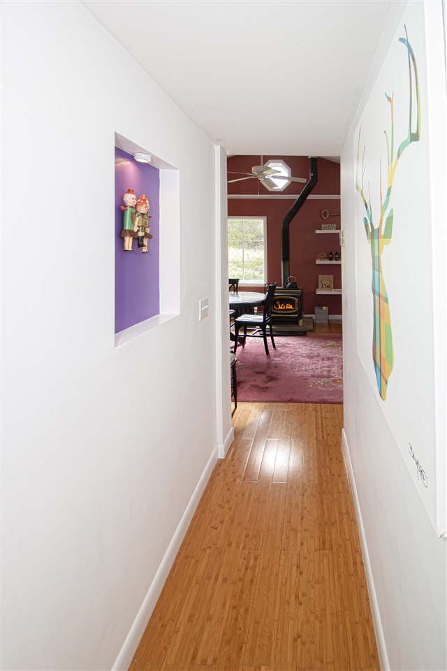 210 Ray Hill Road Wilmington, VT 05363 - Photo 14 of 18 Gallery Image 14