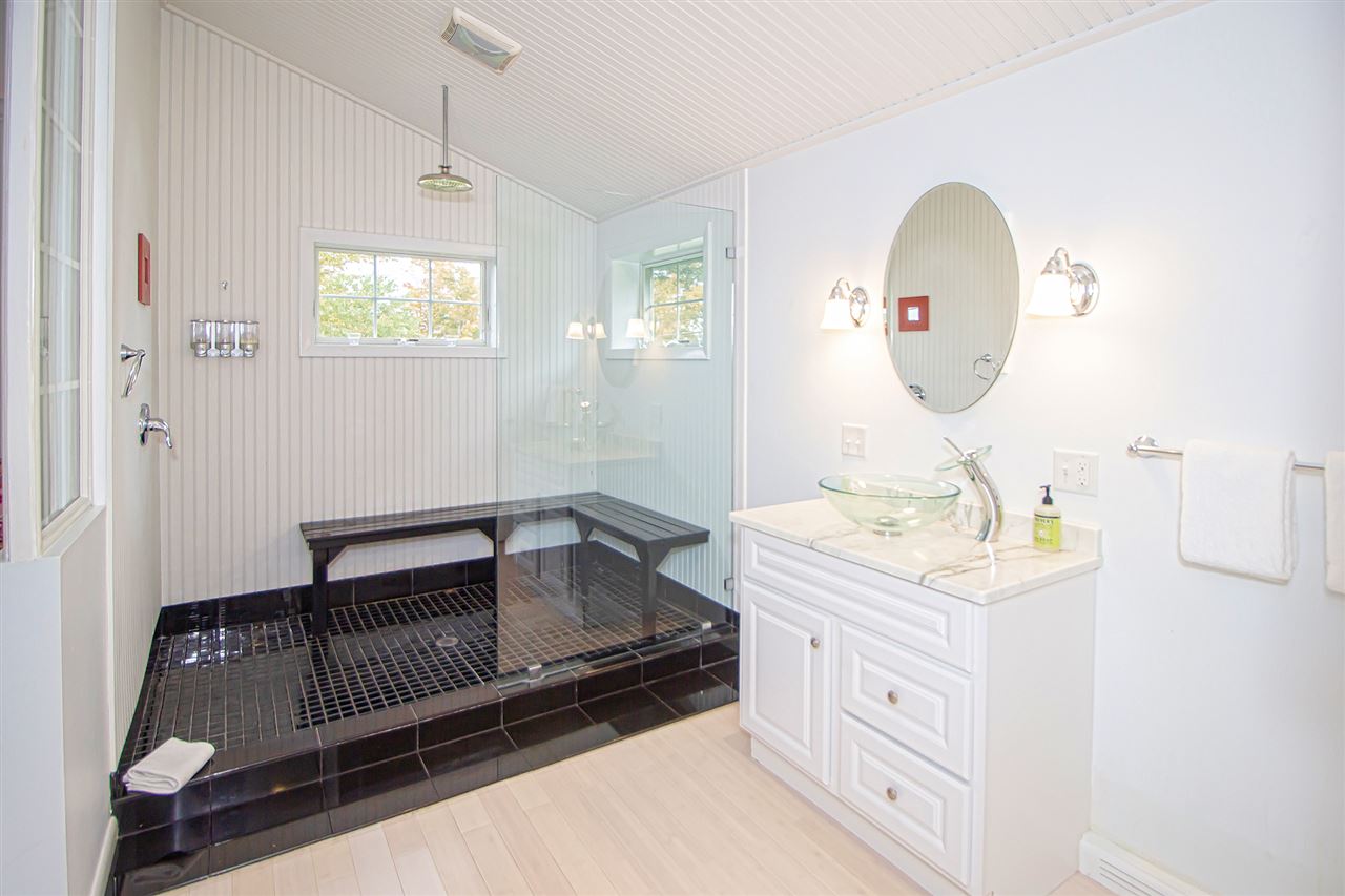 210 Ray Hill Road Wilmington, VT 05363 - Photo 6 of 18 Gallery Image 6