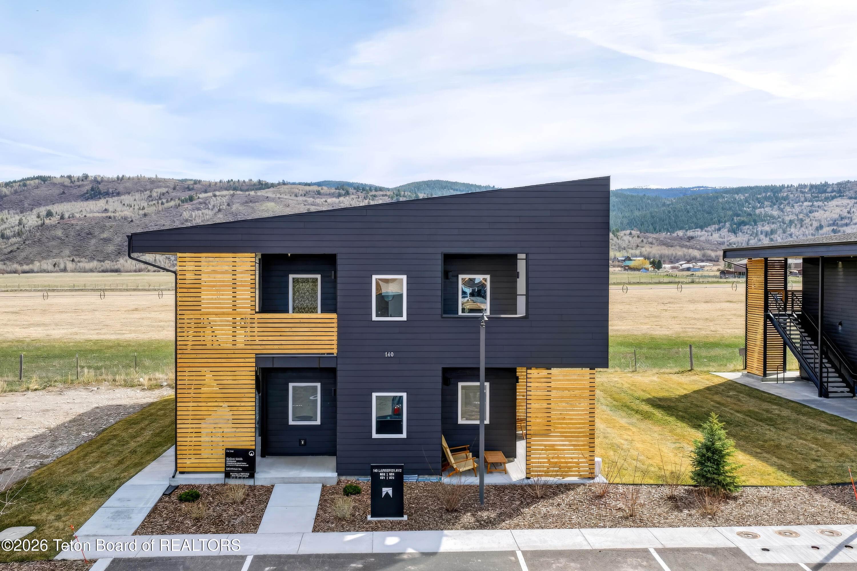 140 Larkspur Avenue, Unit 601 Victor, ID 83455 - Photo 2 of 27 140 Larkspur #601-1