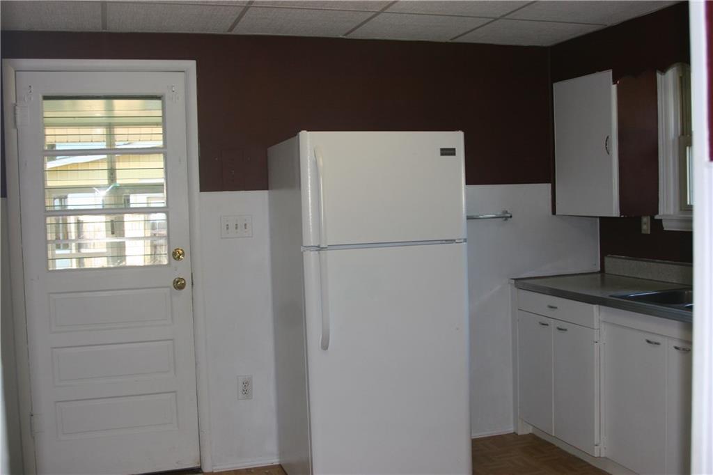 520 Taylor Street Pendleton, IN 46064 - Photo 6 of 20