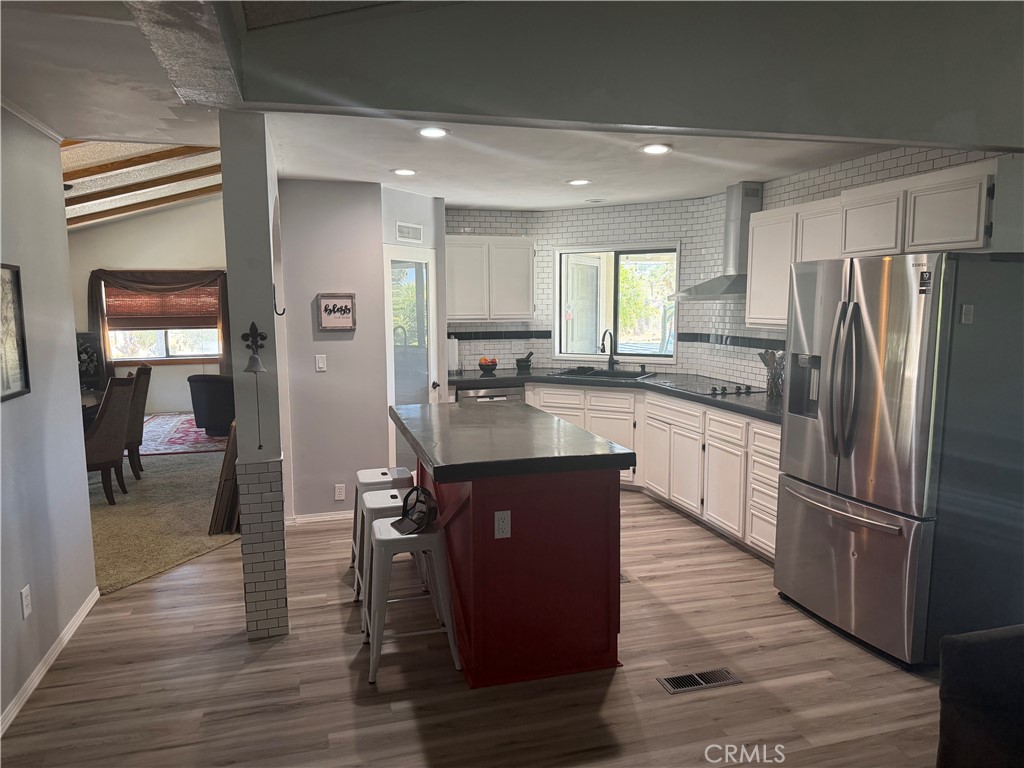 11471 Alta Vista Road Pinon Hills, CA 92372 - Photo 11 of 36