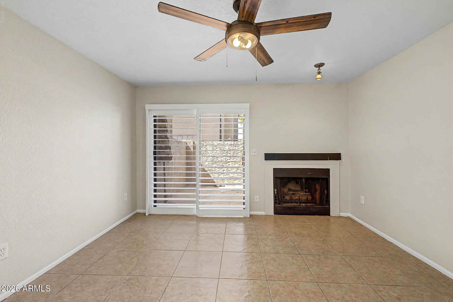 533 West Guadalupe Road, Unit 1046 Mesa, AZ 85210 - Photo 8 of 30 8 - Guadalupe