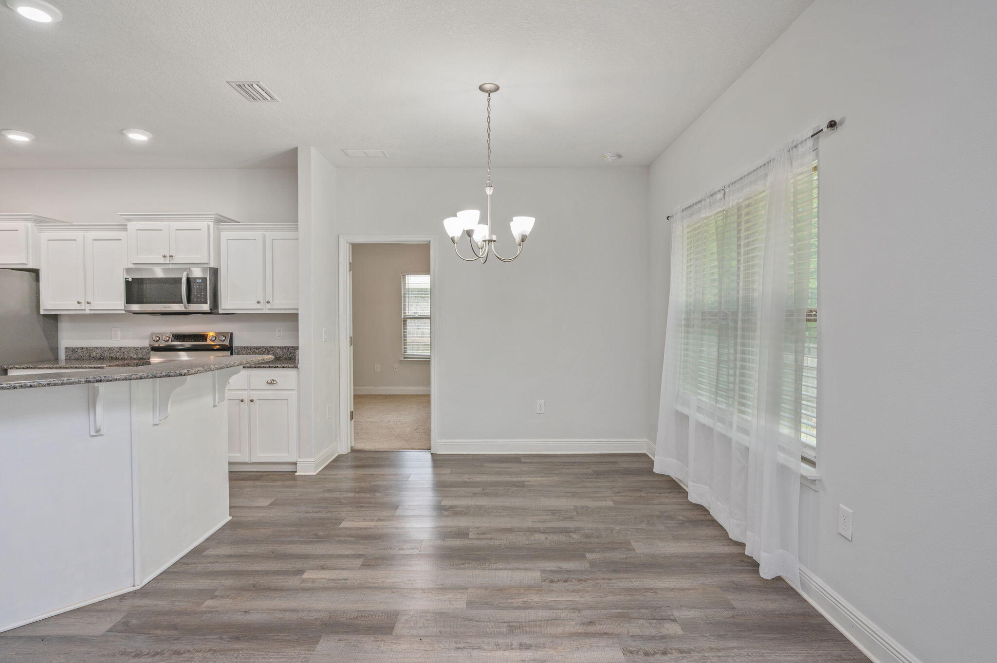 5737 Marigold Loop Crestview, FL 32539 - Photo 10 of 37 Dining area