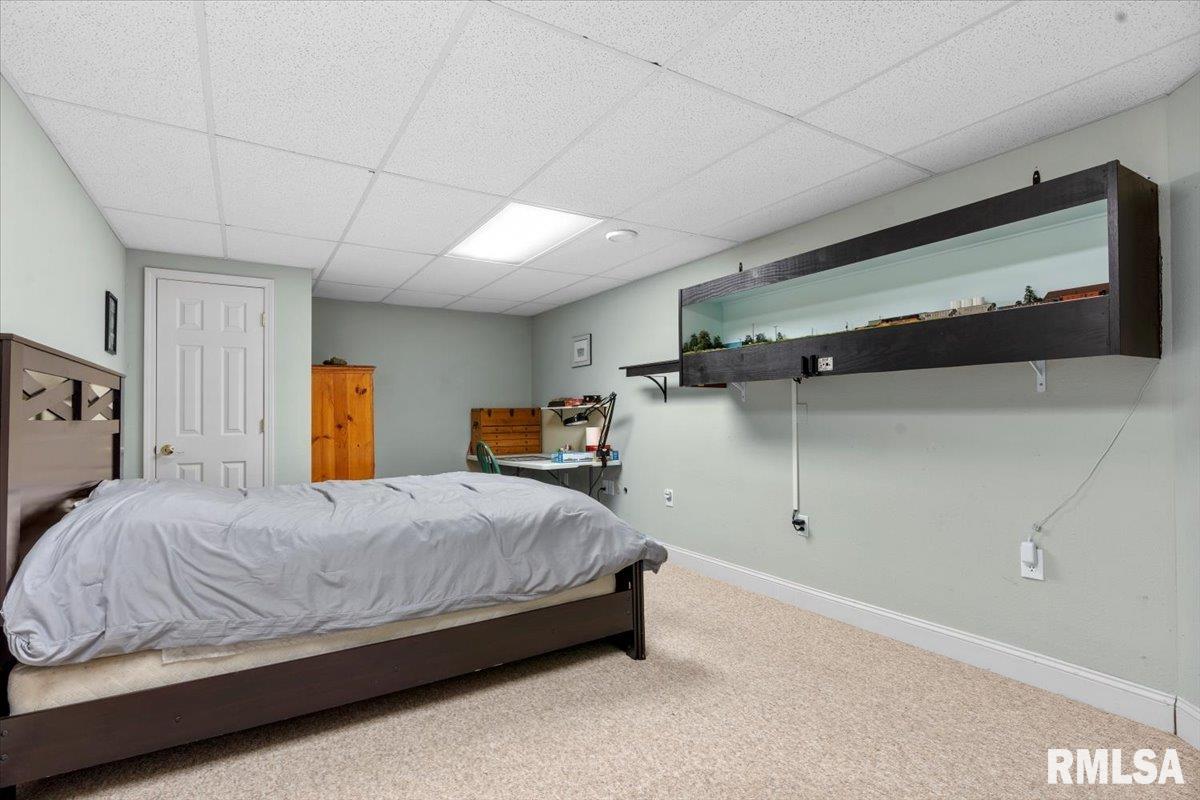 6504 Willow Springs Road Springfield, IL 62712 - Photo 33 of 42