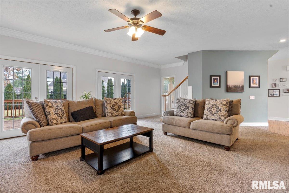 6504 Willow Springs Road Springfield, IL 62712 - Photo 8 of 42