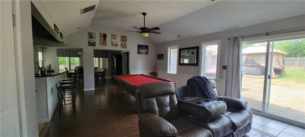 340 West Thompson Road Indianapolis, IN 46217 - Photo 11 of 47 Gallery Image 11