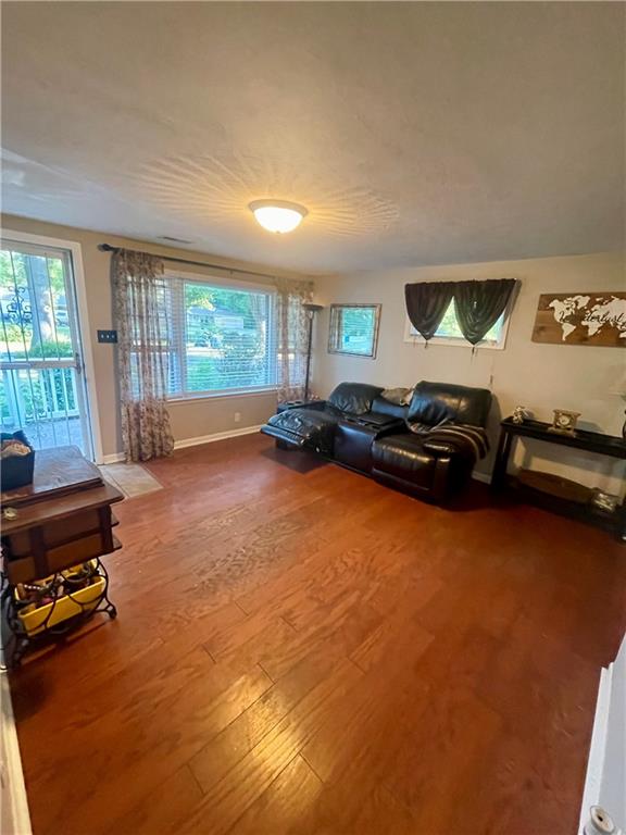 340 West Thompson Road Indianapolis, IN 46217 - Photo 17 of 47 Gallery Image 17
