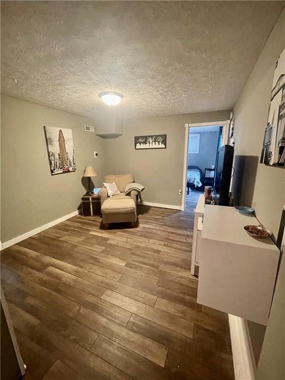 340 West Thompson Road Indianapolis, IN 46217 - Photo 18 of 47 Gallery Image 18