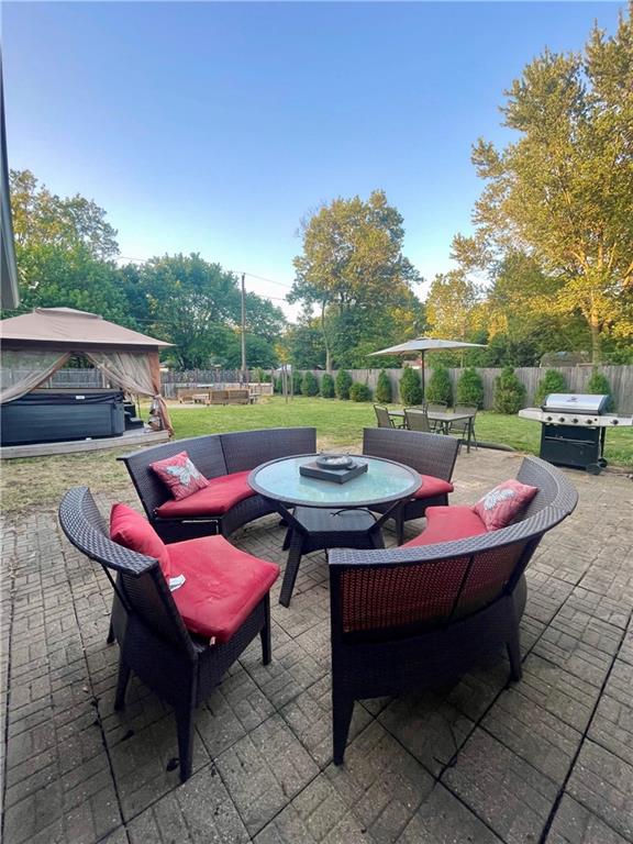 340 West Thompson Road Indianapolis, IN 46217 - Photo 31 of 47 Gallery Image 31