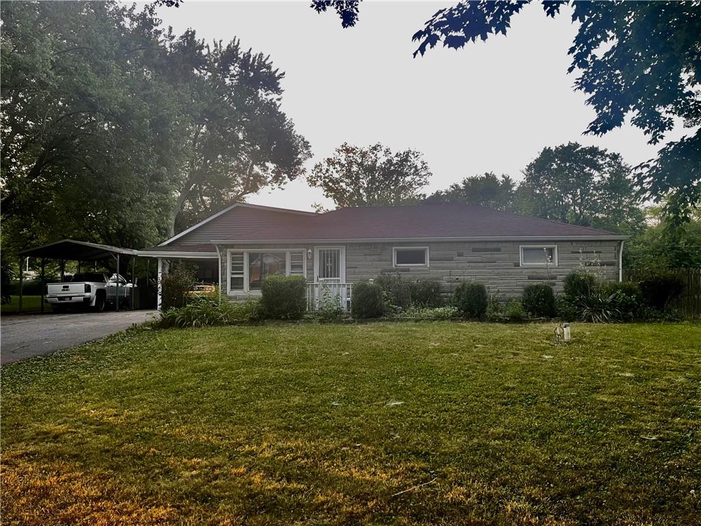 340 West Thompson Road Indianapolis, IN 46217 - Photo 4 of 47 Gallery Image 4
