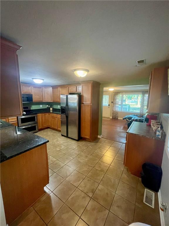 340 West Thompson Road Indianapolis, IN 46217 - Photo 6 of 47 Gallery Image 6