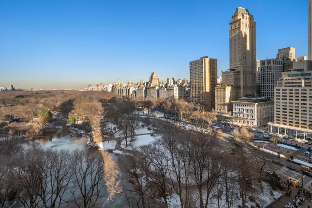 $2,500,000 | 24 Central Park South, Unit 19E | Central Park South