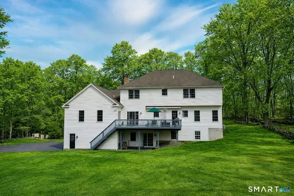 $849,000 | 2 Eden Hill Road, Newtown, CT 06470