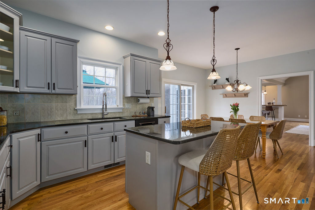 2 Eden Hill Road Newtown, CT 06470 - Photo 9 of 37