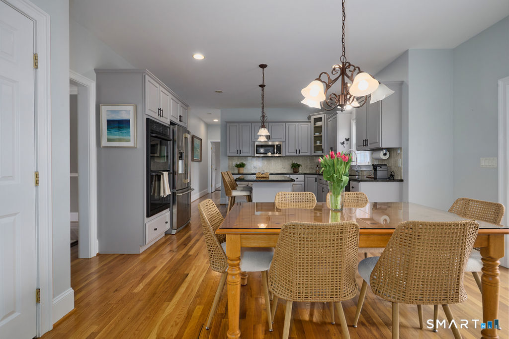 2 Eden Hill Road Newtown, CT 06470 - Photo 10 of 37