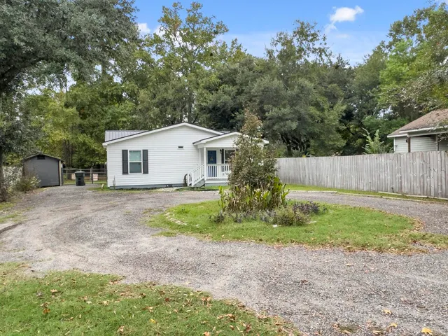 $230,000 | 201 Cooper, Moncks Corner, SC 29461