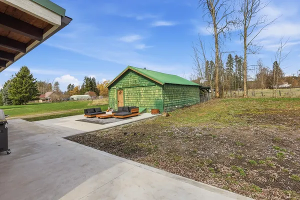 $425,000 | 2239 Spence Road, Chewelah, WA 99109