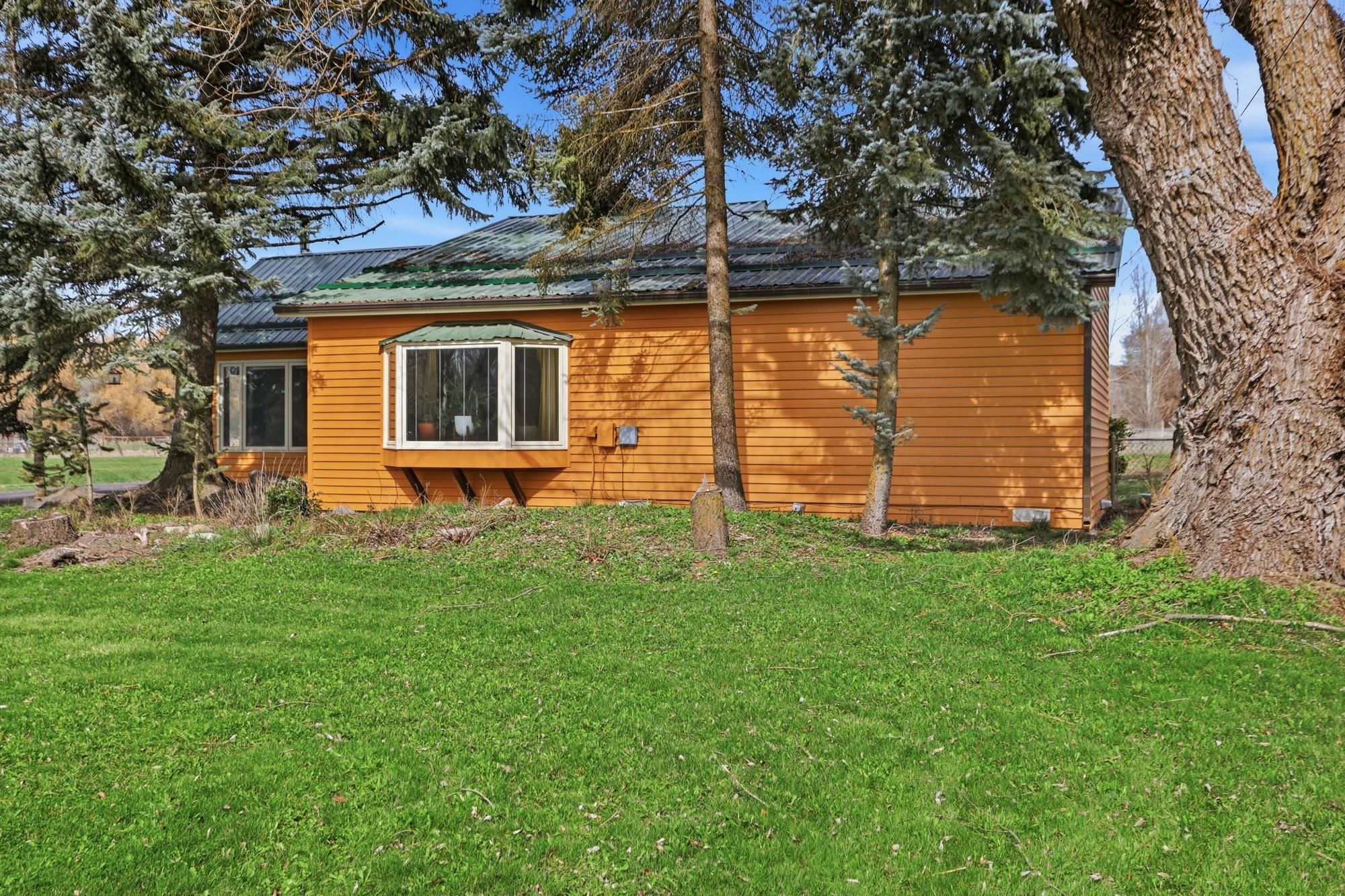 2239 Spence Road Chewelah, WA 99109 - Photo 4 of 47