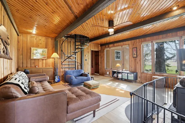 $425,000 | 2239 Spence Road, Chewelah, WA 99109