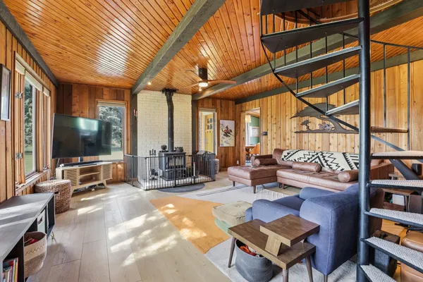 $425,000 | 2239 Spence Road, Chewelah, WA 99109