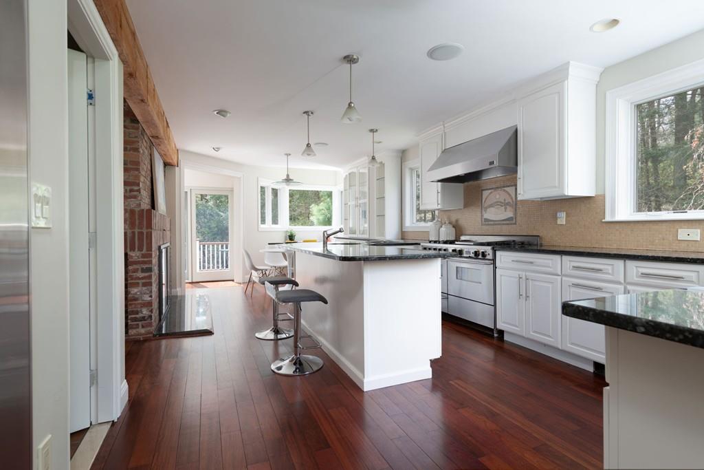 73 Old Road Weston, MA 02493 - Photo 11 of 41 Gallery Image 11