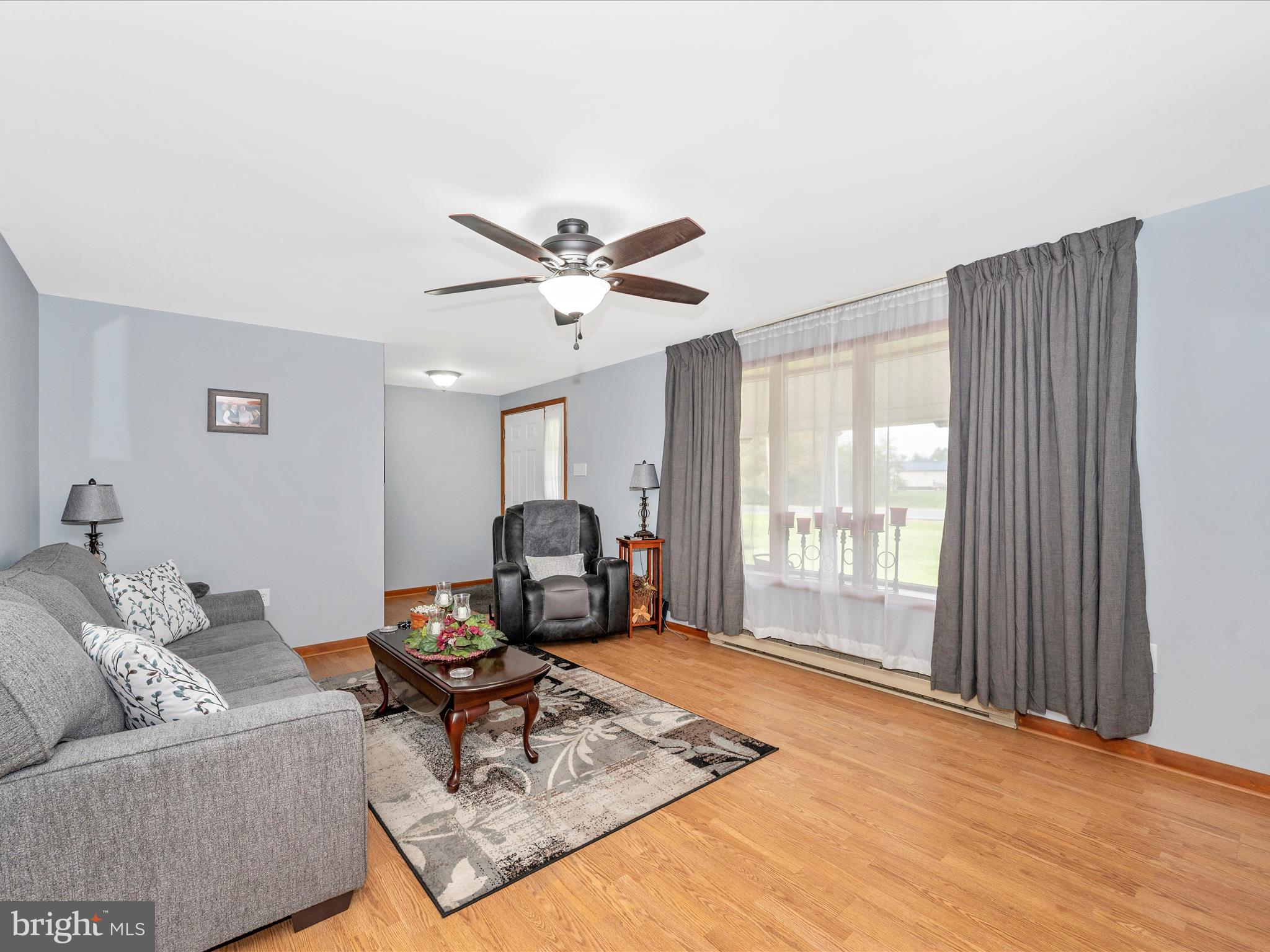 13035 St Paul Road Clear Spring, MD 21722 - Photo 9 of 57 Living Room