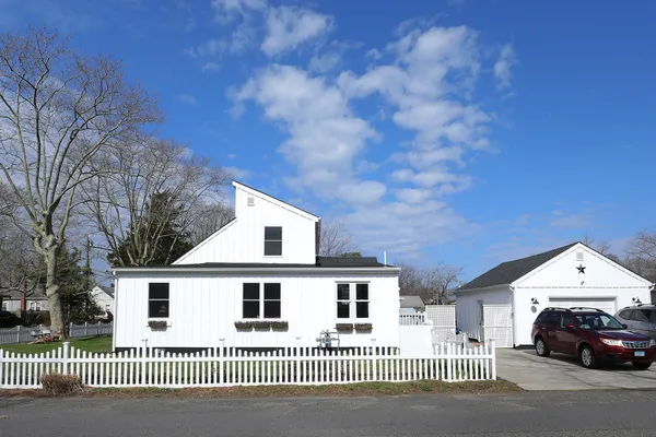 $639,900 | 18 Bucknell Avenue, Del Haven, NJ 08251