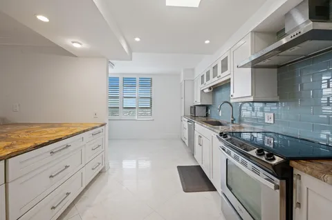 $849,000 | 4300 North Ocean Boulevard, Unit 16G, Fort Lauderdale, FL 33308