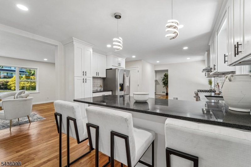 14 Witkowski Way Wayne, NJ 07470 - Photo 9 of 37