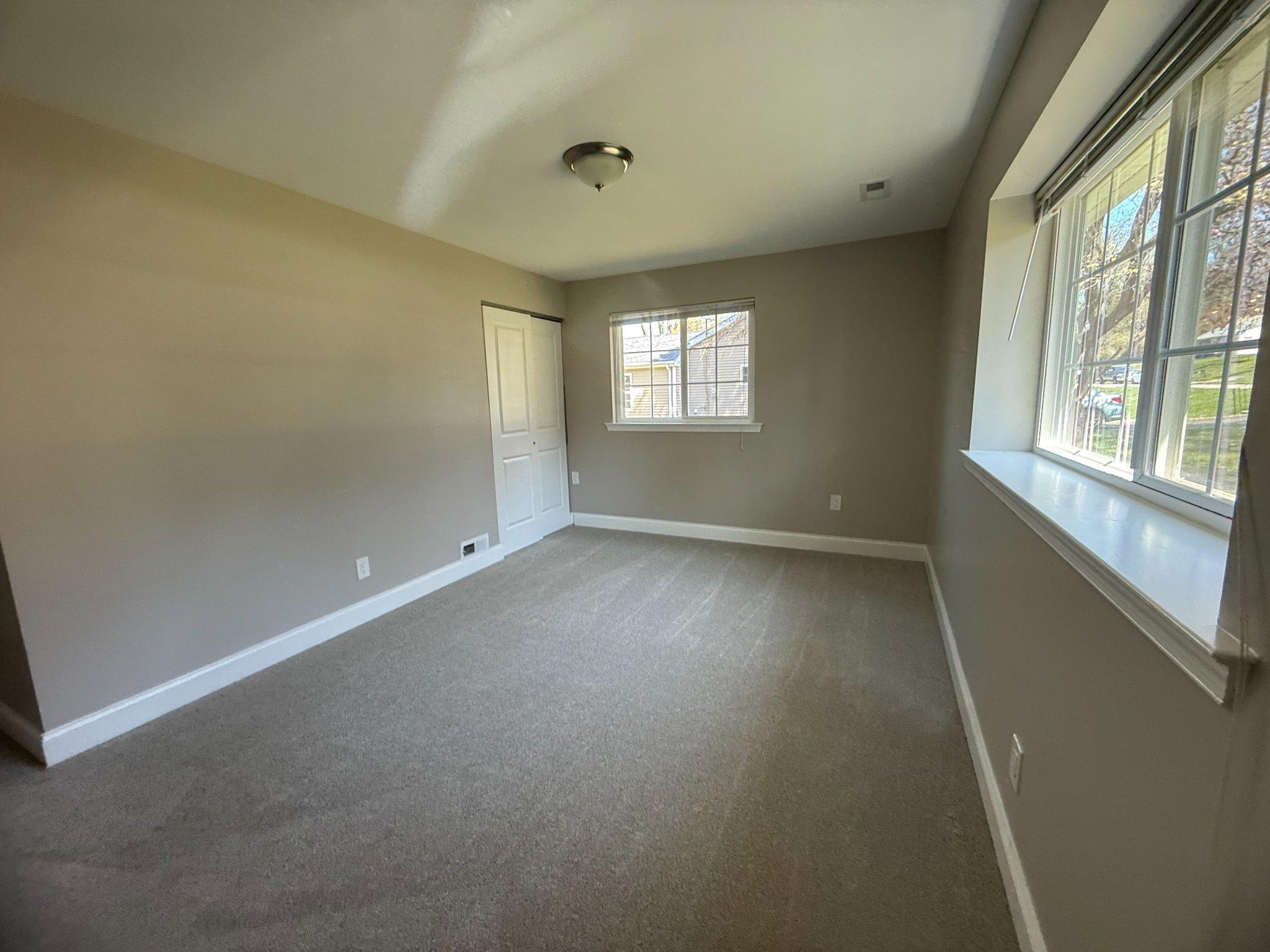 1107 Cromwell Road Glenside, PA 19038 - Photo 14 of 28 Bright and airy second bedroom.