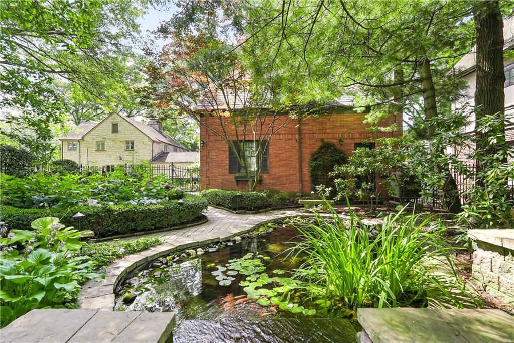 400 Devonshire Street Pittsburgh, PA 15213 - Photo 46 of 49 front view of a house with a yard