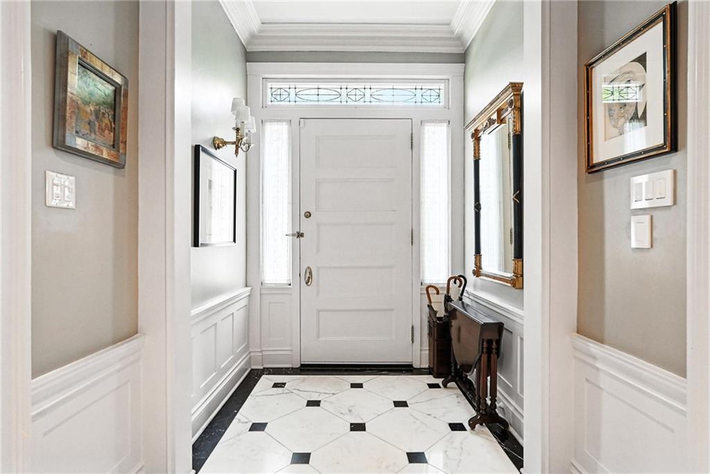 400 Devonshire Street Pittsburgh, PA 15213 - Photo 6 of 49 a view of a hallway to a rooms