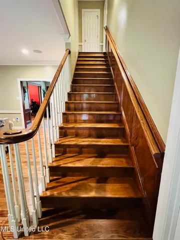 $439,000 | 611 South Springlake Circle, Terry, MS 39170