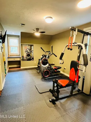 $439,000 | 611 South Springlake Circle, Terry, MS 39170