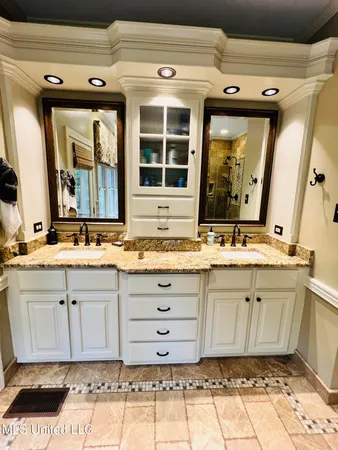 $434,900 | 611 South Springlake Circle, Terry, MS 39170