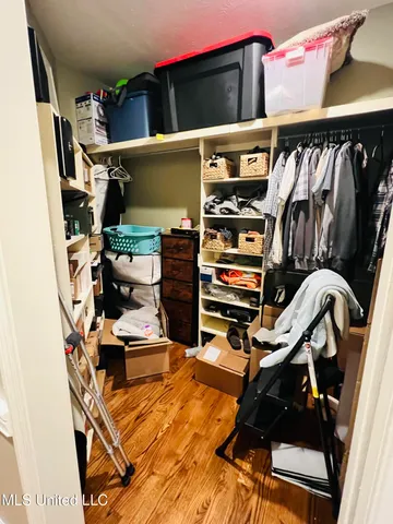 $439,000 | 611 South Springlake Circle, Terry, MS 39170