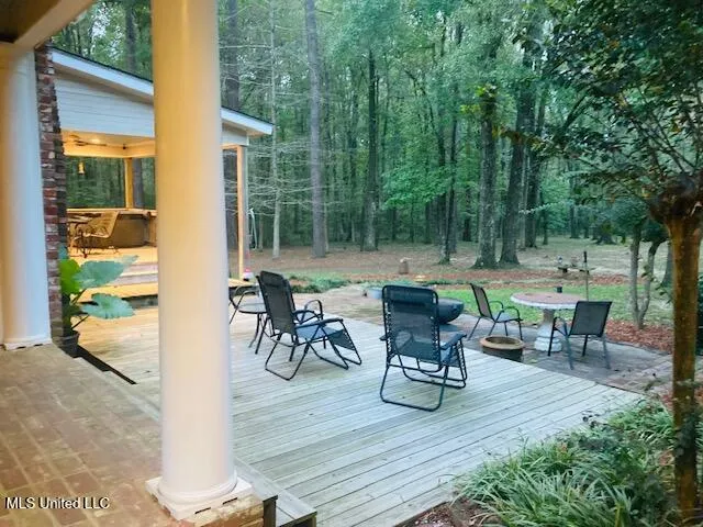 $439,000 | 611 South Springlake Circle, Terry, MS 39170