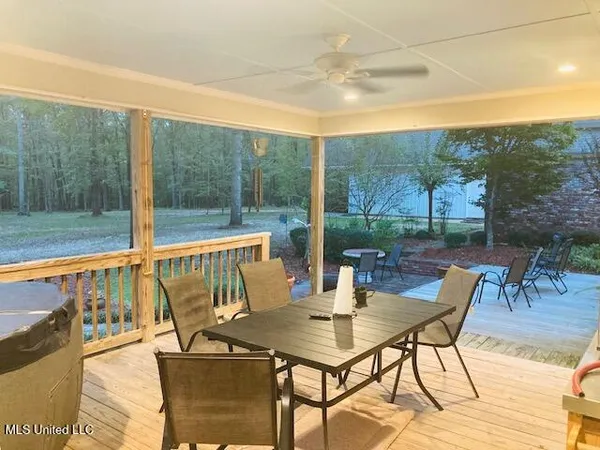 $434,900 | 611 South Springlake Circle, Terry, MS 39170