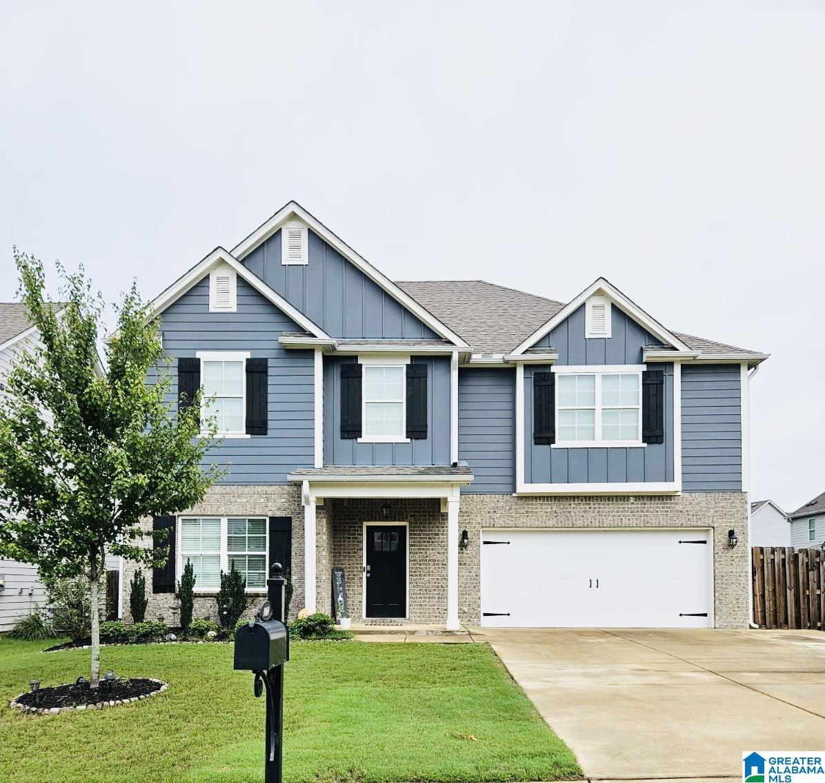 1069 Aronimink Drive Calera, AL 35040 - Photo 2 of 39