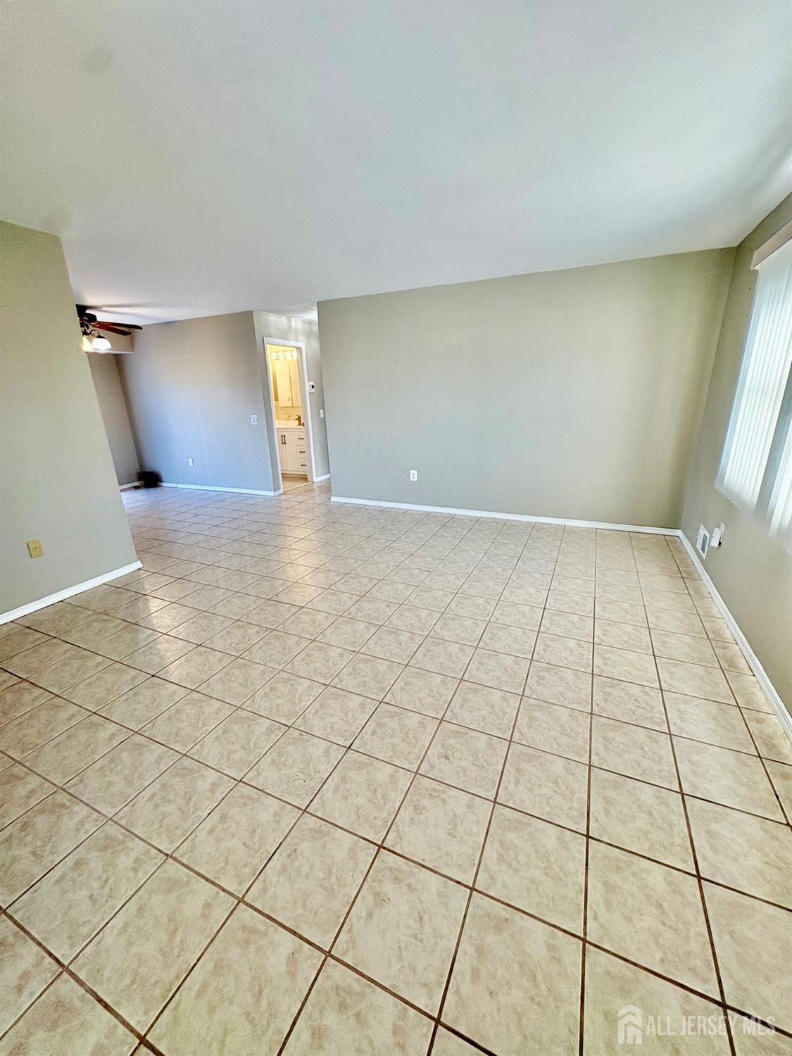 13 Delaware Court, Unit D Matawan, NJ 07747 - Photo 4 of 15