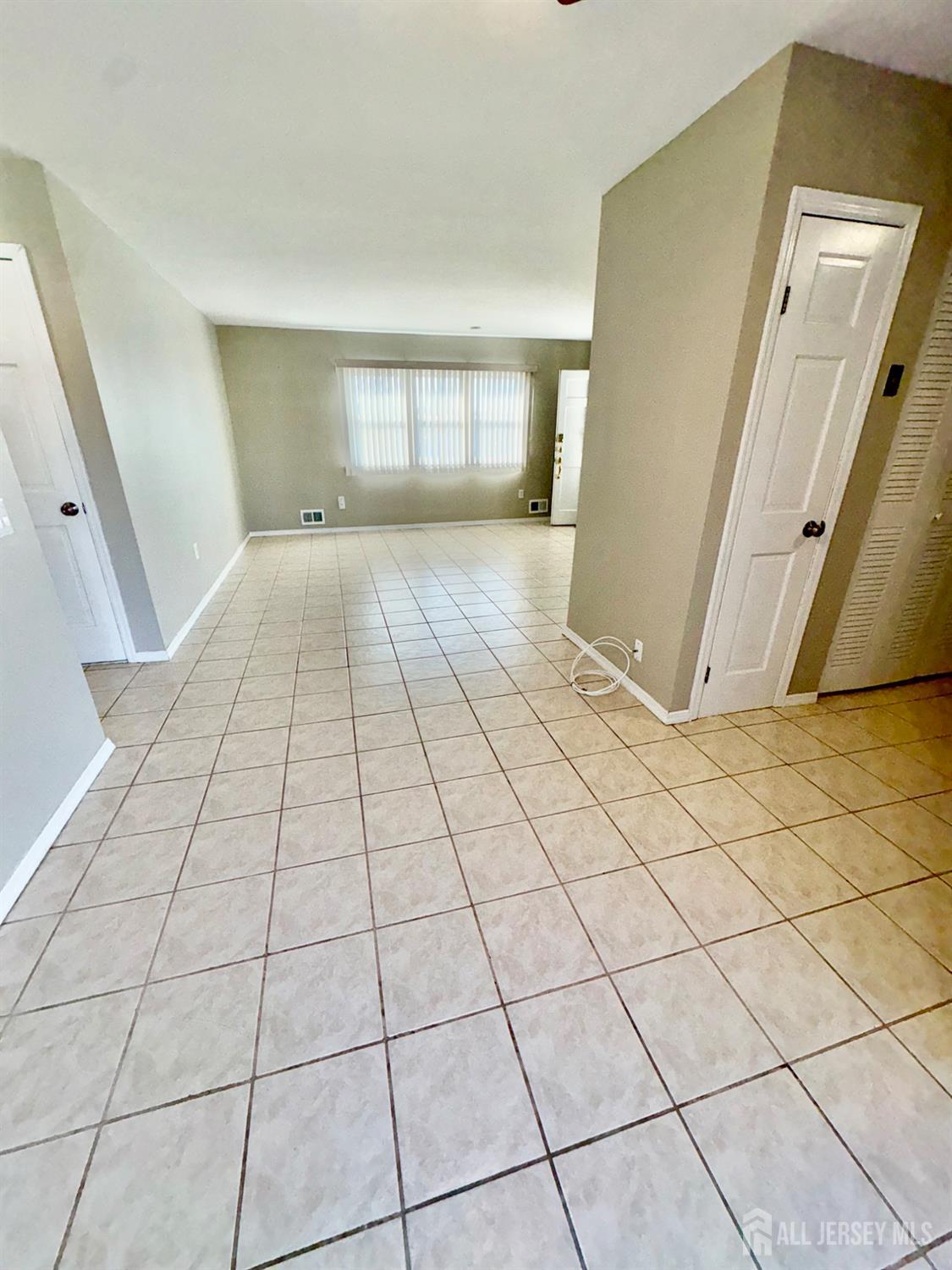 13 Delaware Court, Unit D Matawan, NJ 07747 - Photo 6 of 15