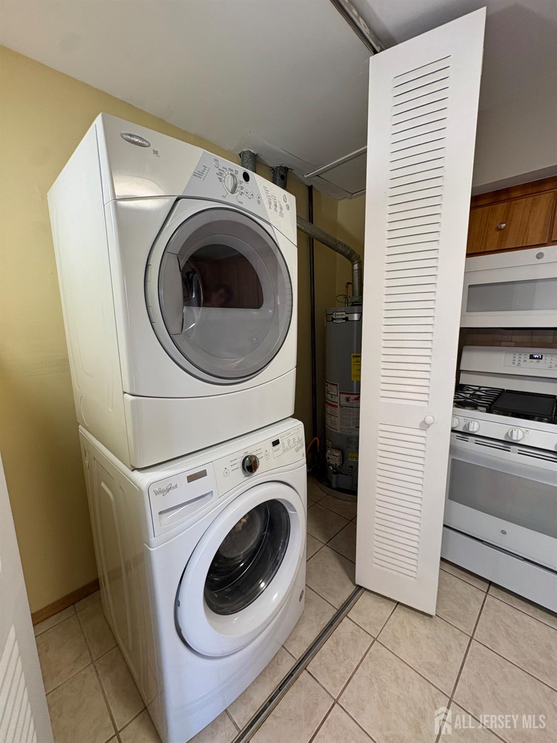 13 Delaware Court, Unit D Matawan, NJ 07747 - Photo 10 of 15