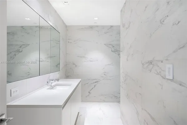 $12,300,000 | 1000 Biscayne Boulevard, Unit TH1201, Miami, FL 33132