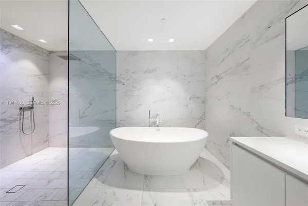 $12,300,000 | 1000 Biscayne Boulevard, Unit TH1201, Miami, FL 33132