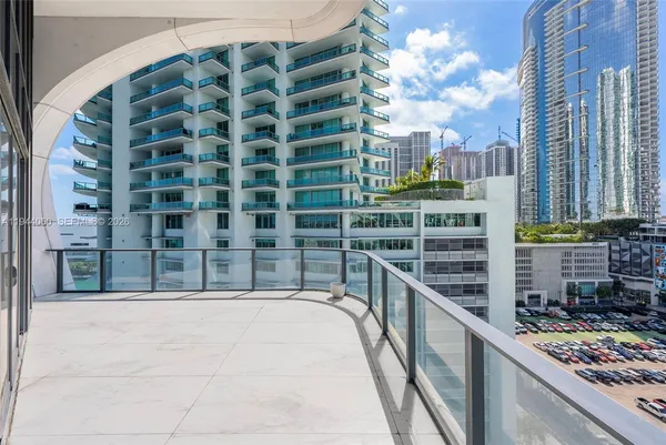 $12,300,000 | 1000 Biscayne Boulevard, Unit TH1201, Miami, FL 33132